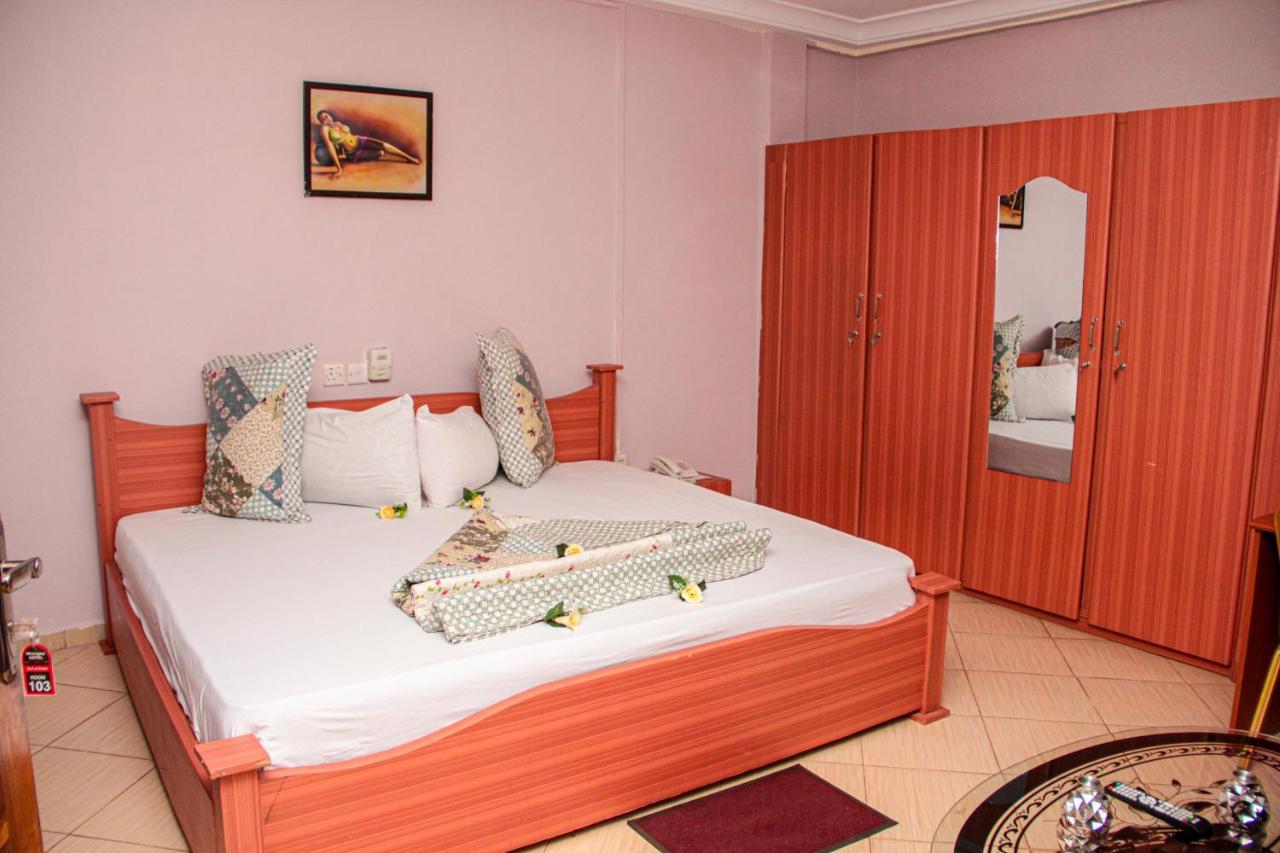 Nbangba Hotel Techiman Exteriér fotografie
