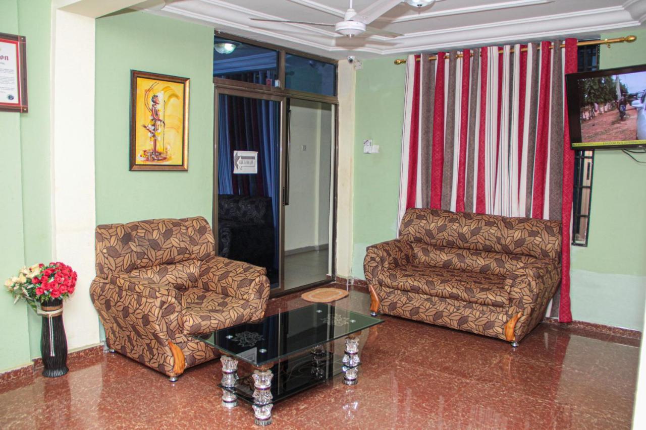 Nbangba Hotel Techiman Exteriér fotografie